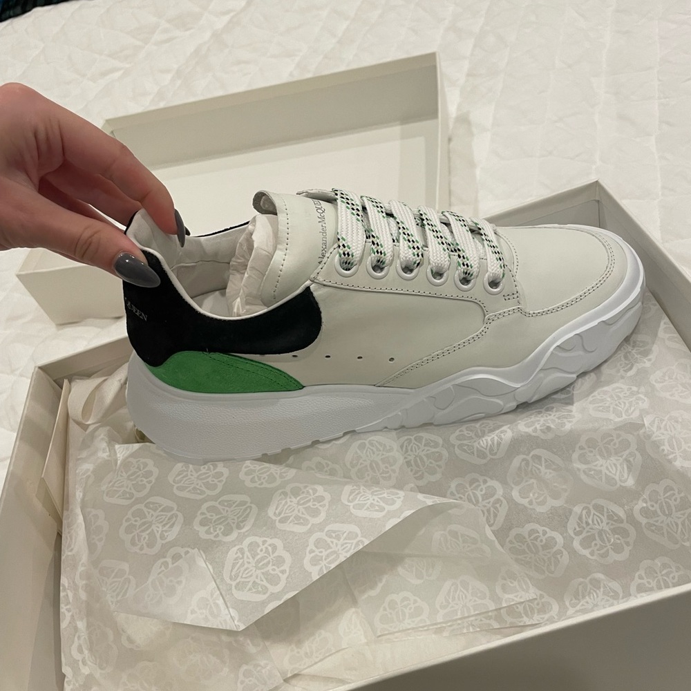 BRAND NEW NEVER WORN Alexander McQueen new court eco sneakers